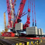 Mammoet takes delivery of LR12500 crawler crane