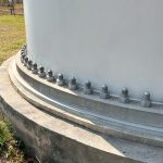 Detecting cracks in turbine bolts