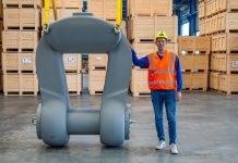 Dutch manufacturer sets record for largest forged shackle