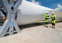 Wind Turbine Tech Jobs: 2025-2026 Industry Outlook