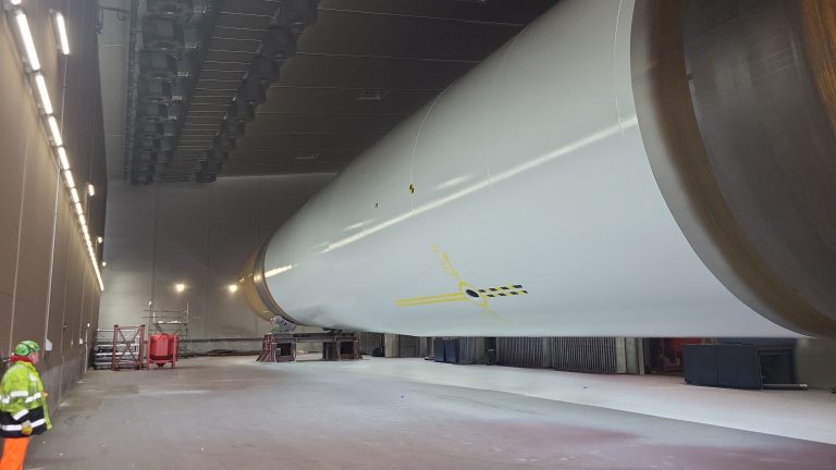 Steelwind Nordenham works with Sherwin-Williams