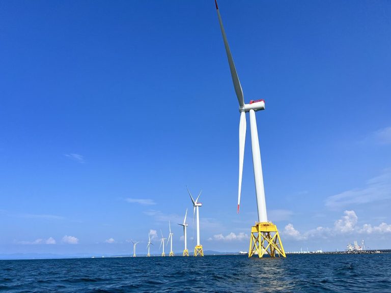 Palfinger secures wind-farm contract in Taiwan